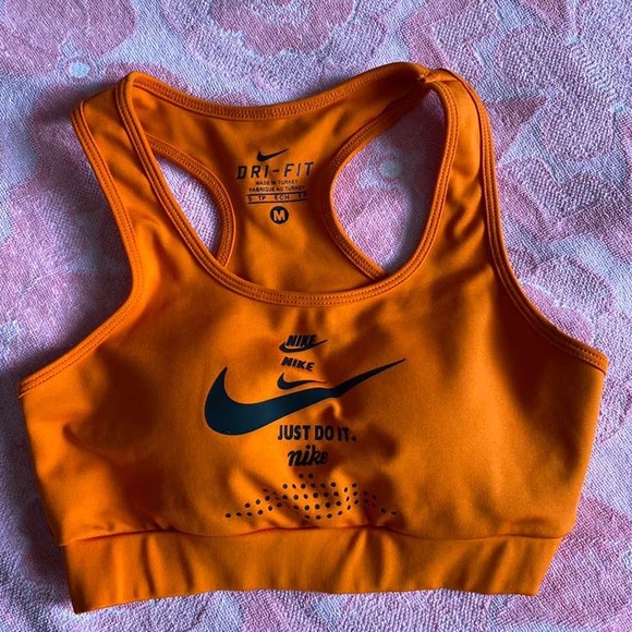 Nike Dri-FIT Sports Bra - Picture 1 of 3